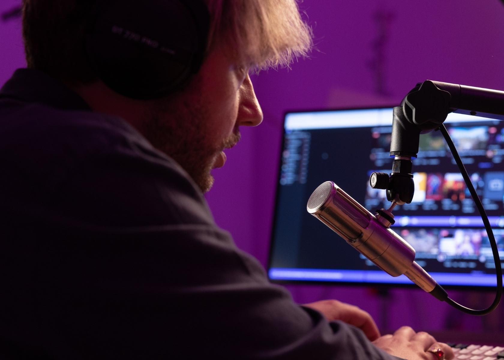 Go Viral With The Best Laptop For Streaming!